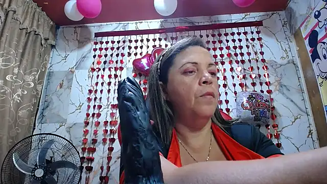 alina maturehot online show from February 14, 2026, 9:31 am