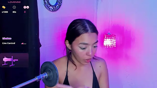 lanna brunette online show from November 15, 2025, 12:42 pm