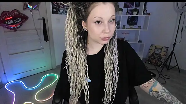 HoneySallyMoore online show from March 12, 2026, 3:38 pm