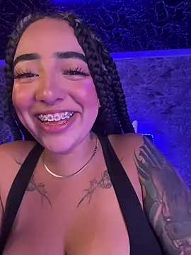 Scarlett-LS online show from April 16, 2026, 2:45 am