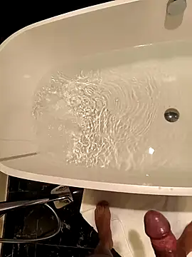 Snapshot of henri69 chatting on April 10, 2026, 1:29 pm henri69 online show from April 10, 2026, 1:29 pm