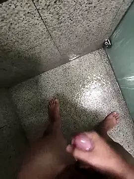 Snapshot of henri69 chatting on February 25, 2026, 1:06 am henri69 online show from February 25, 2026, 1:06 am