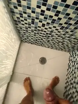 Snapshot of henri69 chatting on April 14, 2026, 10:48 pm henri69 online show from April 14, 2026, 10:48 pm