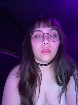 Snapshot of Solo_yoss chatting on February 22, 2026, 6:38 am Solo yoss online show from February 22, 2026, 6:38 am