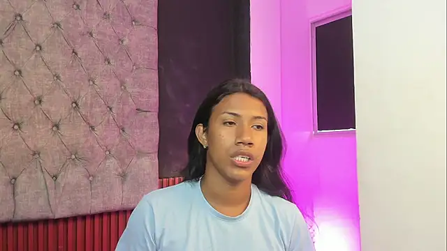 AntoniSantoss online show from February 15, 2026, 8:08 pm