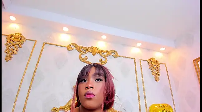 Snapshot of TianahGlow chatting on February 27, 2025, 8:31 pm TianahGlow online show from February 27, 2025, 8:31 pm