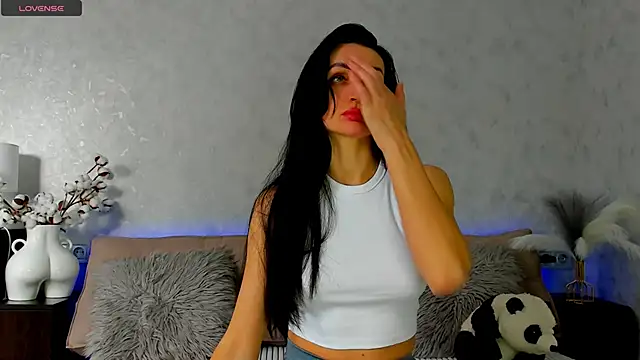 Snapshot of Tina_Mart chatting on February 19, 2026, 11:51 am Tina Mart online show from February 19, 2026, 11:51 am