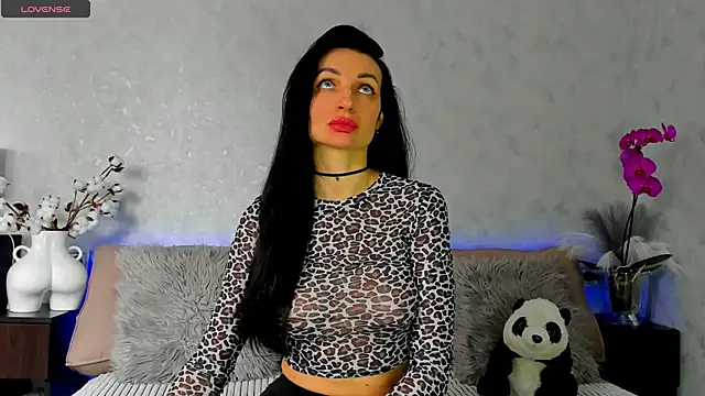 Tina Mart online show from March 24, 2026, 11:32 am