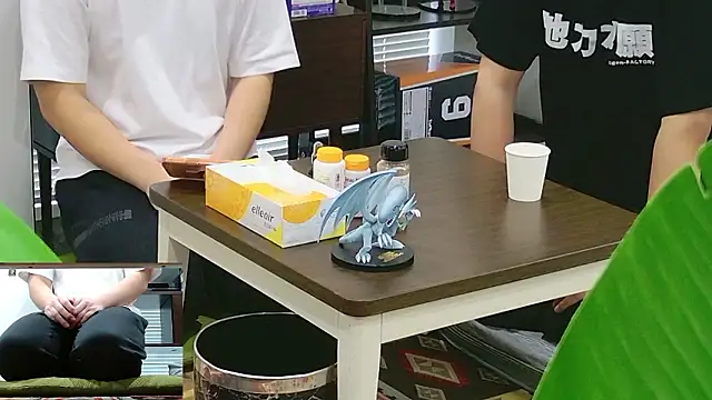 YARASERO-kun online show from February 25, 2026, 4:45 am