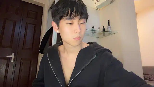 Brian Stars online show from December 17, 2025, 9:42 pm