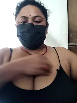 rani130 online show from June 3, 2026, 1:17 am