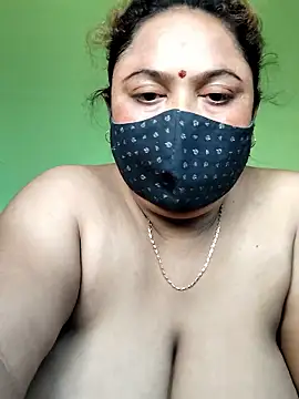 Snapshot of rani130 chatting on October 21, 2025, 1:05 am rani130 online show from October 21, 2025, 1:05 am