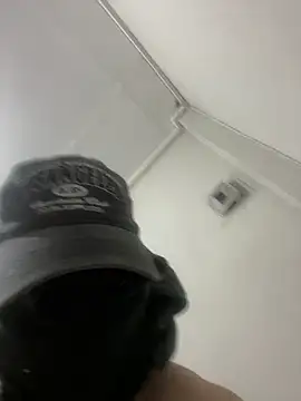 Snapshot of blanquitohot20 chatting on March 21, 2026, 11:03 am blanquitohot20 online show from March 21, 2026, 11:03 am