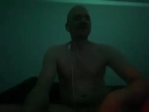 Krzysiekg123 online show from February 19, 2025, 9:58 pm