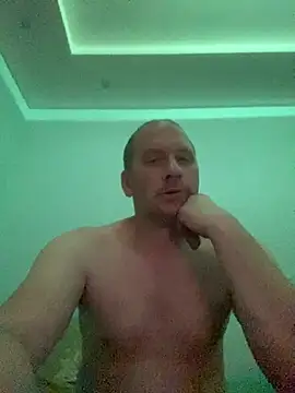 Krzysiekg123 online show from January 15, 2026, 4:54 pm