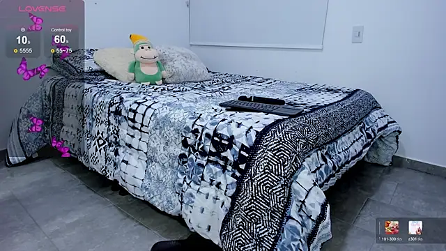 sarita bigbooty  online show from April 26, 2026, 3:48 am