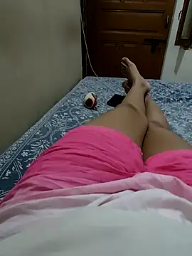 Snapshot of urrubybaby chatting on September 19, 2025, 4:55 pm urrubybaby online show from September 19, 2025, 4:55 pm
