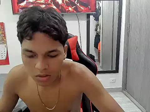 David Gil19 online show from March 15, 2025, 5:30 am