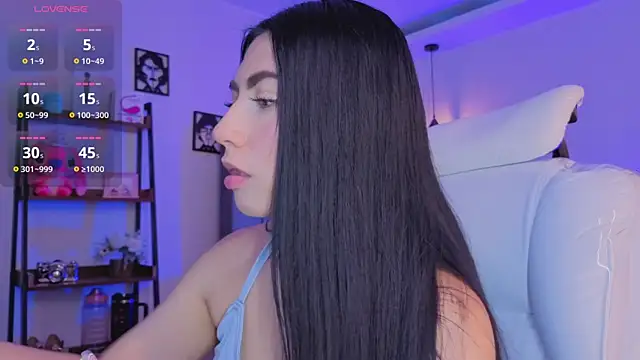Miller Vanessa  online show from June 4, 2026, 4:44 pm