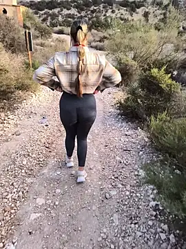 Mona Plus online show from October 17, 2025, 6:50 am