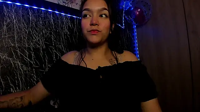 Snapshot of Bellota_Girl chatting on March 1, 2025, 2:55 pm Bellota Girl online show from March 1, 2025, 2:55 pm