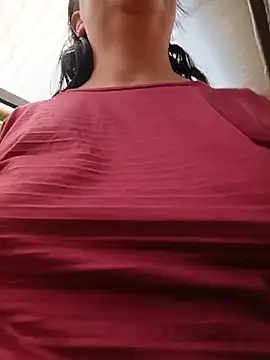 Snapshot of promiscuous-indecent-momm chatting on May 26, 2026, 2:26 pm promiscuous-indecent-momm online show from May 26, 2026, 2:26 pm
