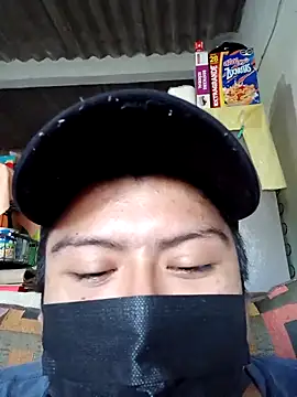 Snapshot of electroguz chatting on December 22, 2025, 5:57 pm electroguz online show from December 22, 2025, 5:57 pm