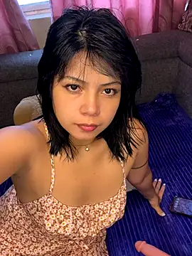 Snapshot of ZafiroKlein chatting on December 5, 2025, 7:34 pm ZafiroKlein online show from December 5, 2025, 7:34 pm