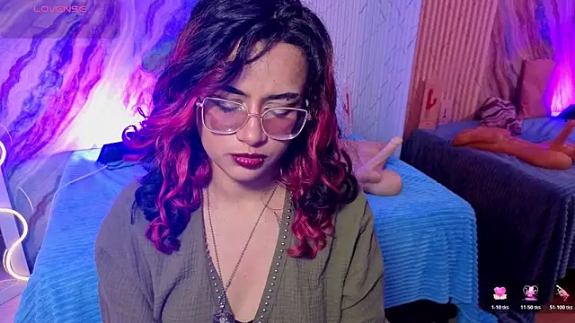 Snapshot of kristen_tay chatting on May 13, 2026, 3:02 am kristen tay online show from May 13, 2026, 3:02 am