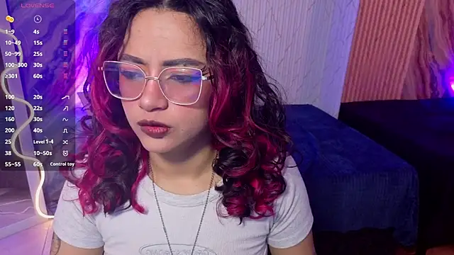 Snapshot of kristen_tay chatting on May 22, 2026, 3:04 am kristen tay online show from May 22, 2026, 3:04 am