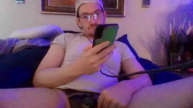 Snapshot of Sk00byJaXxX212 chatting on February 28, 2025, 5:37 pm Sk00byJaXxX212 online show from February 28, 2025, 5:37 pm