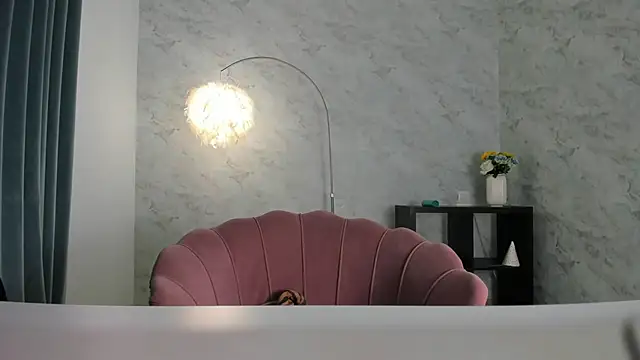 Snapshot of Aira_star chatting on March 12, 2025, 8:09 pm Aira star online show from March 12, 2025, 8:09 pm