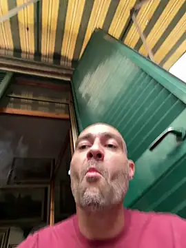 Snapshot of Jackcazzone_82 chatting on October 25, 2025, 2:39 pm Jackcazzone 82 online show from October 25, 2025, 2:39 pm
