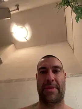 Snapshot of Jackcazzone_82 chatting on February 13, 2025, 9:38 pm Jackcazzone 82 online show from February 13, 2025, 9:38 pm