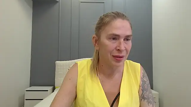 TessaDaybreak online show from July 18, 2026, 8:12 am