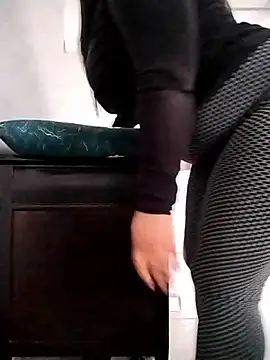 Dalou3a-69 online show from February 5, 2026, 12:12 pm