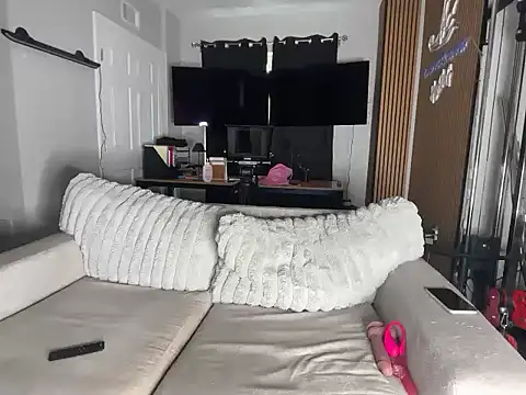 Snapshot of meggsworld chatting on March 21, 2026, 2:54 pm meggsworld online show from March 21, 2026, 2:54 pm