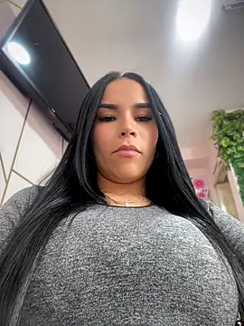 Naatalia online show from July 2, 2026, 6:58 pm