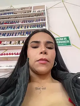 Naatalia online show from November 22, 2025, 4:50 pm