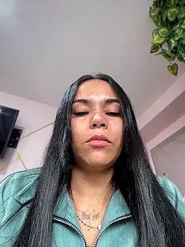 Naatalia online show from February 24, 2026, 6:53 pm