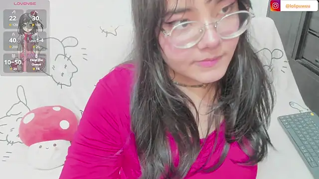 Naoko 7w7 online show from July 5, 2026, 4:25 pm