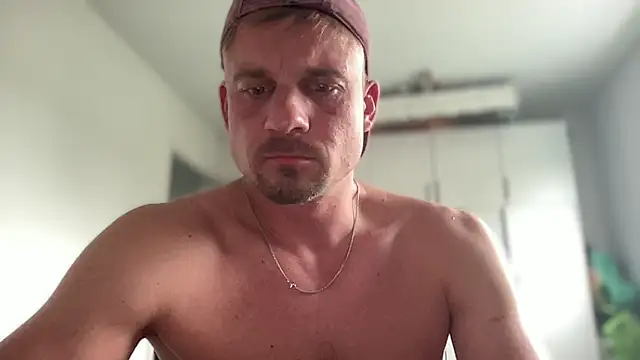 Snapshot of Hagener985 chatting on May 11, 2026, 7:54 am Hagener985 online show from May 11, 2026, 7:54 am