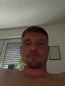 Snapshot of Hagener985 chatting on March 31, 2026, 2:08 pm Hagener985 online show from March 31, 2026, 2:08 pm