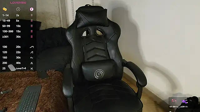 Snapshot of kevin_jef chatting on February 21, 2025, 3:12 am kevin jef online show from February 21, 2025, 3:12 am