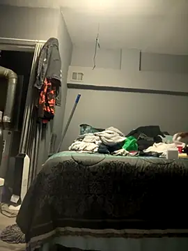 Snapshot of STROKING300000 chatting on November 4, 2025, 10:52 am STROKING300000 online show from November 4, 2025, 10:52 am