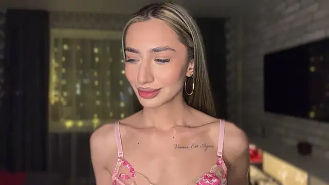 alissadreams online show from February 8, 2026, 6:05 pm