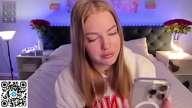 DonnaSmith online show from September 13, 2025, 7:52 am