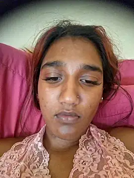 indianpink lips online show from February 6, 2026, 12:12 pm