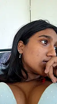 indianpink lips online show from March 20, 2025, 11:05 am