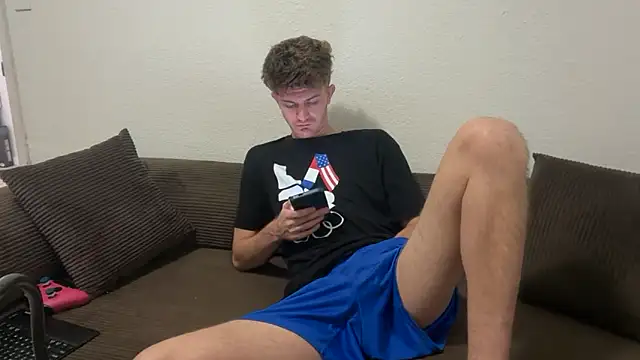 Snapshot of greekmythics chatting on April 7, 2026, 9:27 pm greekmythics online show from April 7, 2026, 9:27 pm